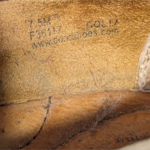 Born Women's Peggy Suede Clogs Beige EUC SZ 7.5 - Picture 6 of 7